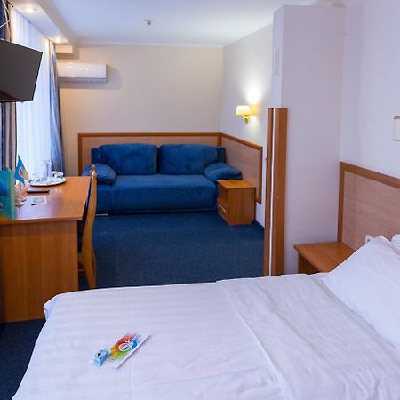 Truskavets 365 Hotel 外观 照片